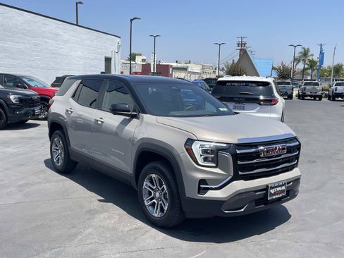 New 2026 GMC Terrain Elevation w/ Technology Package II FWD image 3