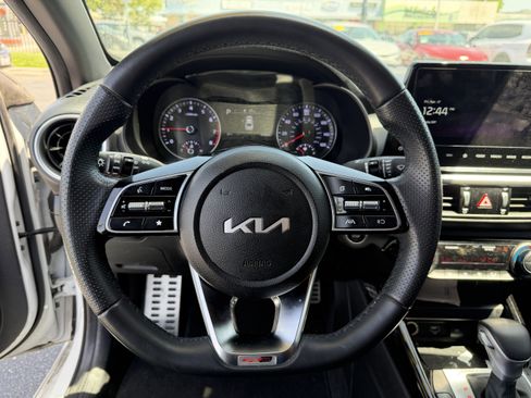 Used 2023 Kia Forte GT-Line image 12