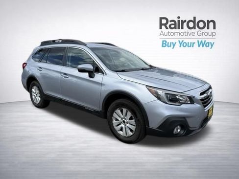Used 2019 Subaru Outback 2.5i Premium AWD/4WD image 1