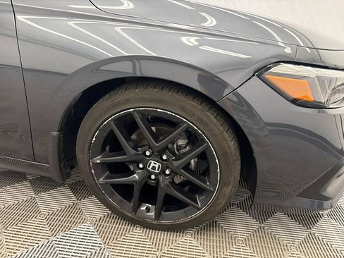 Used 2023 Honda Civic Sport image 12
