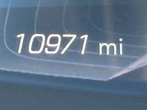 Used 2024 Chevrolet Corvette Stingray Preferred Conv w/ Battery Protection Package image 25