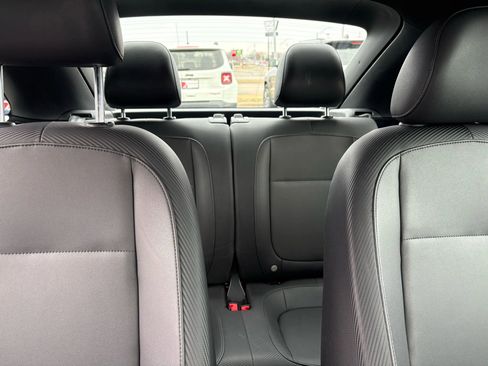 Used 2013 Volkswagen Beetle 2.5 Fender image 15