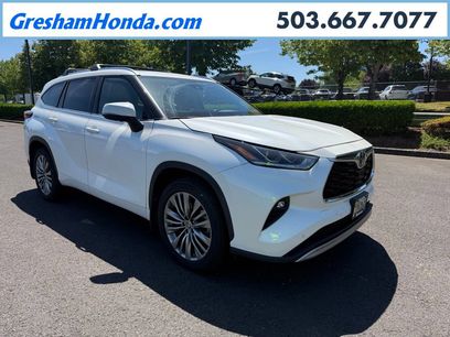 Used 2021 Toyota Highlander Platinum