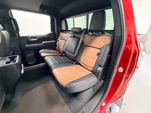 Certified 2024 Chevrolet Silverado 1500 High Country w/ Technology Package image 29