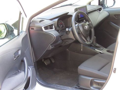 Certified 2024 Toyota Corolla LE FWD image 9