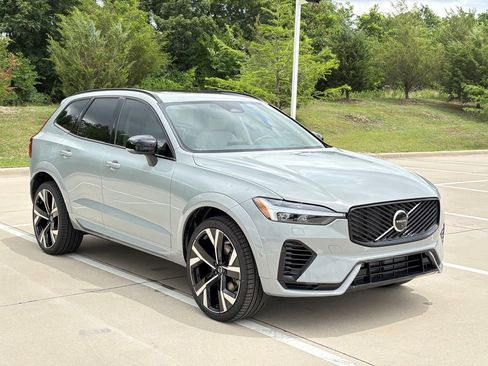 New 2026 Volvo XC60 T8 Ultra w/ Protection Package Premier AWD/4WD image 3