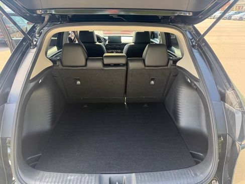 Used 2025 Honda HR-V EX-L image 12