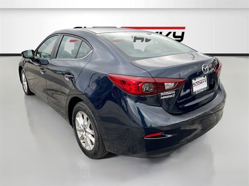 Used 2016 MAZDA MAZDA3 i Sport w/ Preferred Equipment Package image 5