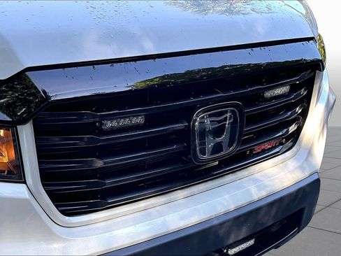 Used 2023 Honda Ridgeline Sport image 29