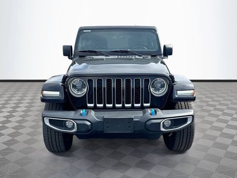 Used 2023 Jeep Wrangler Unlimited Sahara w/ Cold Weather Group AWD/4WD image 2