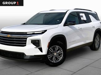 Used 2026 Chevrolet Traverse LT FWD video 1