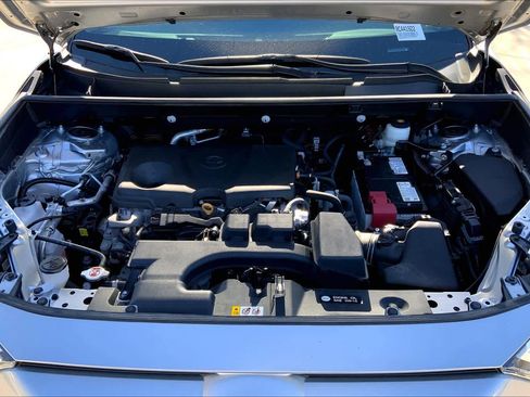 Used 2024 Toyota RAV4 LE image 29