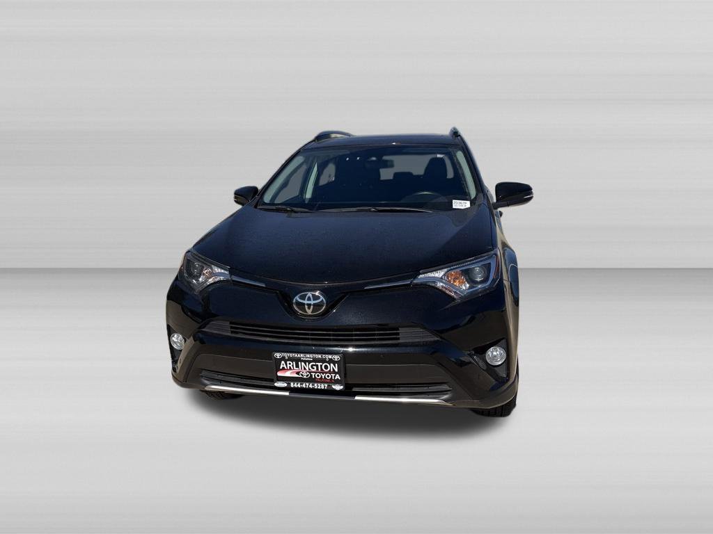 Used 2018 Toyota RAV4 XLE AWD/4WD image 9