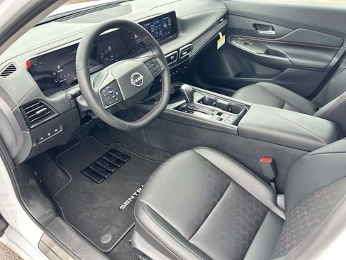 New 2026 Nissan Sentra SR w/ SR Premium Package FWD image 12