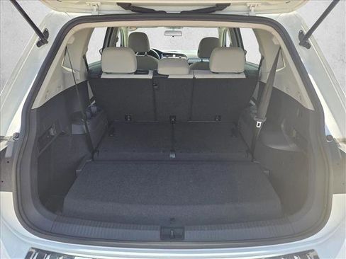 Used 2021 Volkswagen Tiguan S FWD image 6