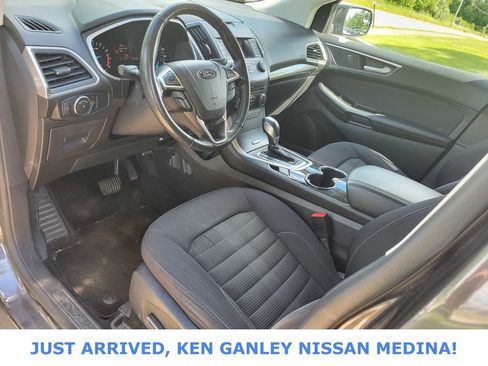 Used 2015 Ford Edge SEL AWD/4WD image 9