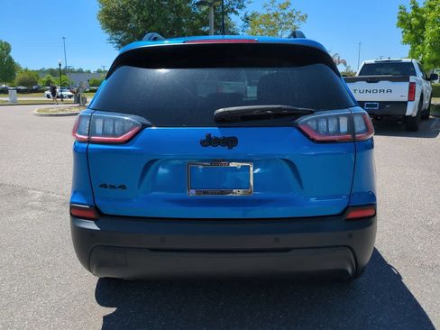 Used 2023 Jeep Cherokee Altitude Lux AWD/4WD image 5