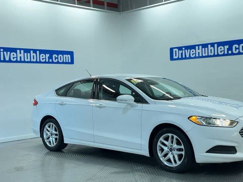 Used 2014 Ford Fusion SE FWD image 4