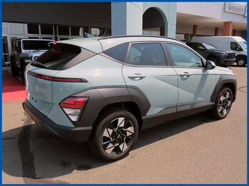 Used 2024 Hyundai Kona SEL AWD/4WD image 7