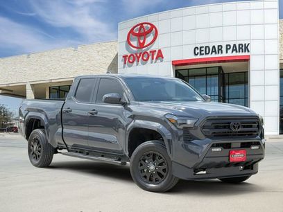 Used 2025 Toyota Tacoma SR5