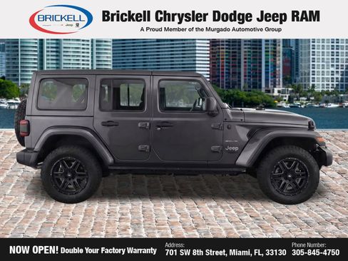 Used 2024 Jeep Wrangler Unlimited Sahara AWD/4WD image 9