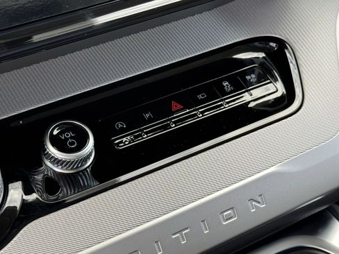 New 2026 Ford Expedition Max Active RWD image 19