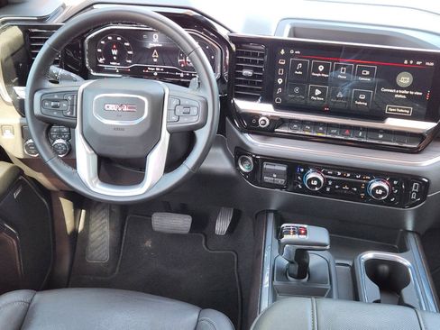 Used 2024 GMC Sierra 1500 SLT RWD image 10