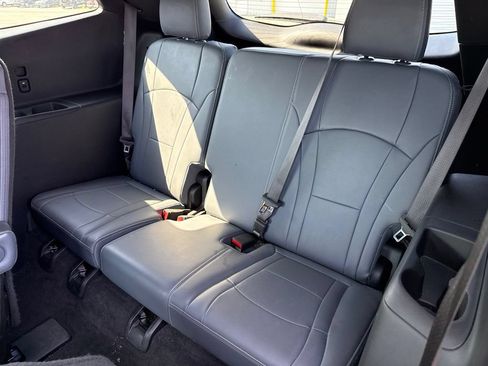 Used 2024 Buick Enclave Essence w/ Experience Buick Package AWD/4WD image 11