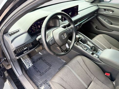 Used 2024 Honda Accord Sport image 23