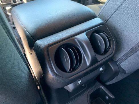 Used 2025 Jeep Wrangler Unlimited Sport AWD/4WD image 19