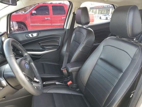 Used 2022 Ford EcoSport Titanium AWD/4WD image 5
