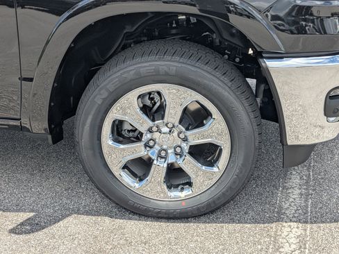 New 2026 RAM 1500 Big Horn AWD/4WD image 10