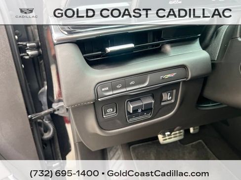 Certified 2024 Cadillac Escalade V w/ LPO, ONYX Package AWD/4WD image 26