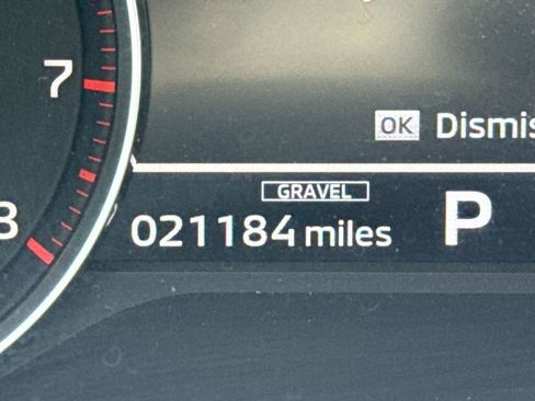 Used 2022 Mitsubishi Outlander SE image 13