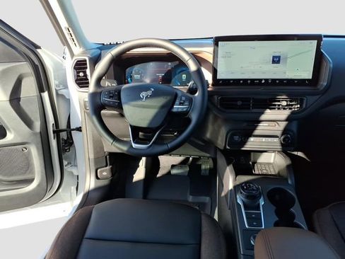 New 2025 Ford Bronco Sport Outer Banks w/ Outer Banks Tech Package+ AWD/4WD image 10