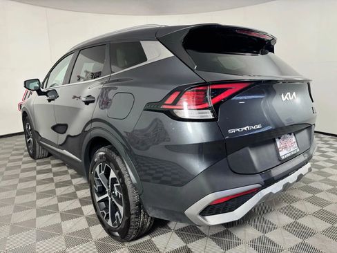 Used 2023 Kia Sportage EX AWD/4WD image 29