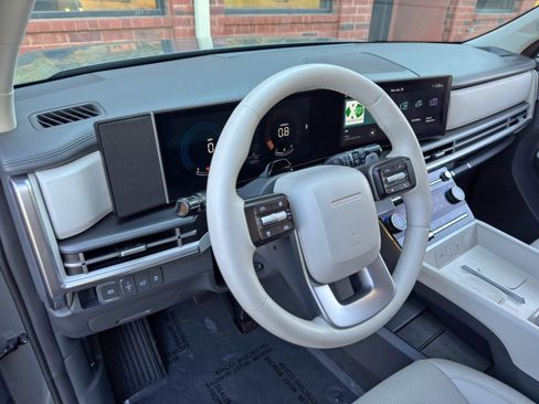 Used 2024 Hyundai Santa Fe SEL image 12