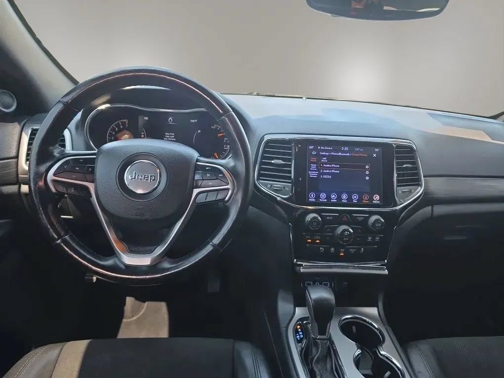 Used 2019 Jeep Grand Cherokee Altitude AWD/4WD image 14
