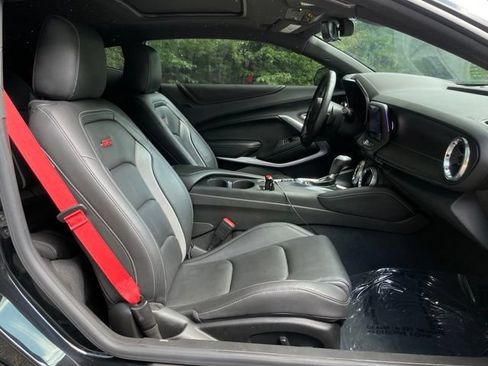 Used 2023 Chevrolet Camaro SS RWD image 19