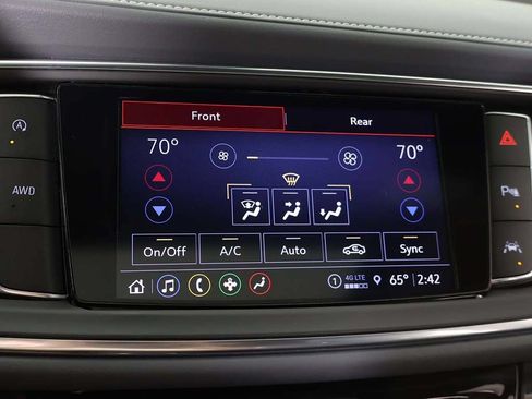 Used 2023 Buick Enclave Essence w/ Experience Buick Package AWD/4WD image 55