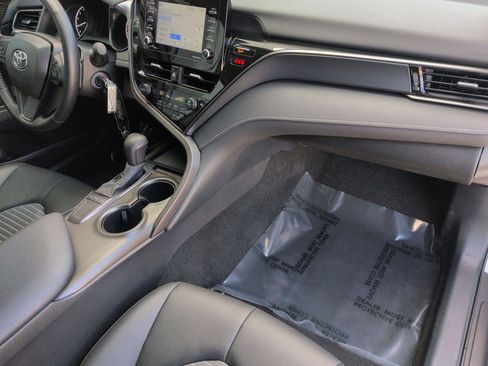 Used 2024 Toyota Camry SE image 24