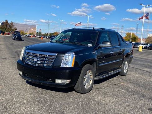Used 2009 Cadillac Escalade EXT Base image 1