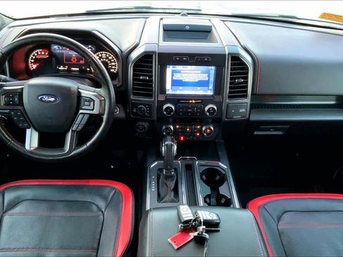 Used 2019 Ford F150 Lariat w/ Equipment Group 502A Luxury AWD/4WD image 15