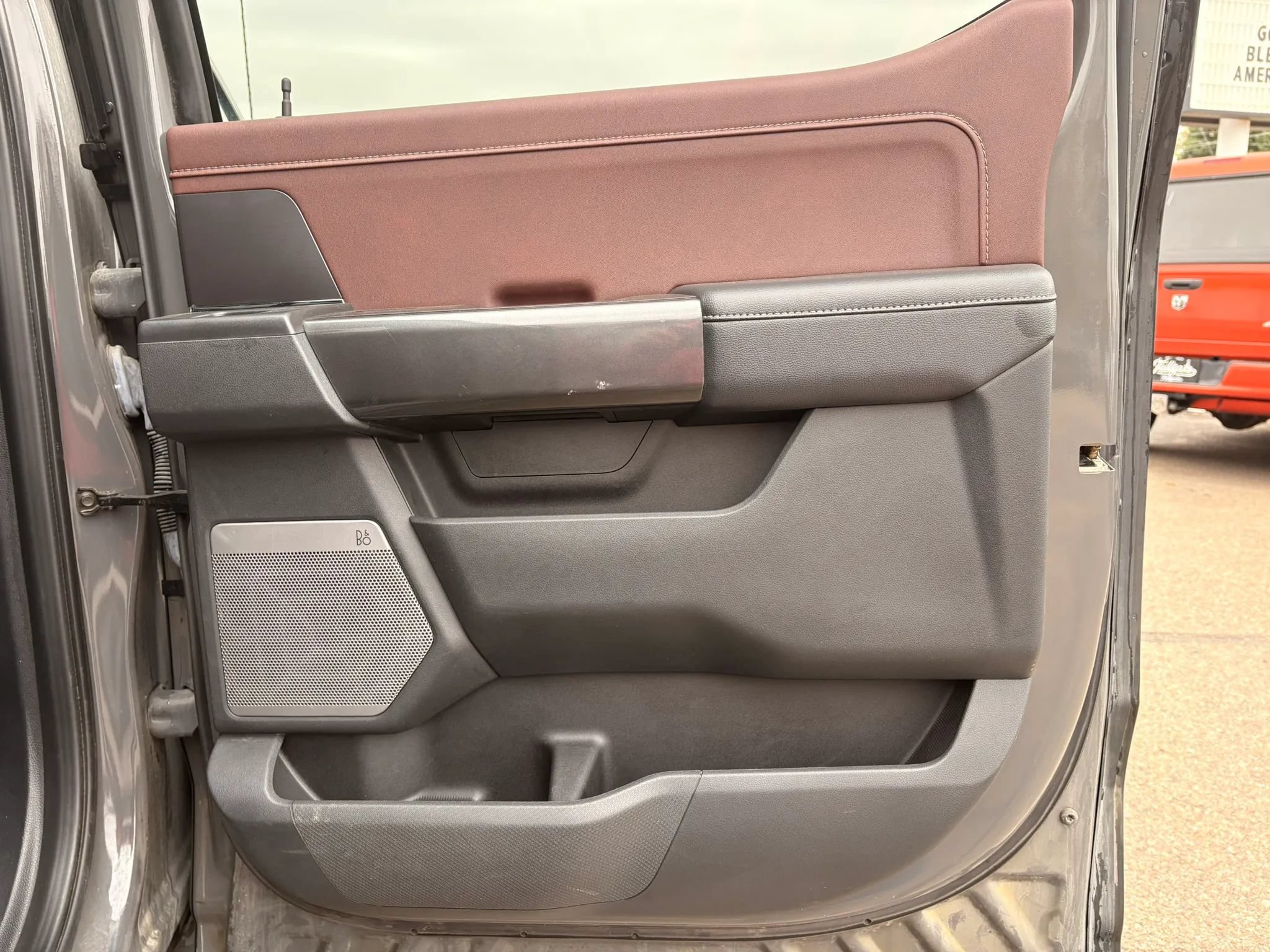 Used 2021 Ford F150 Lariat AWD/4WD image 9