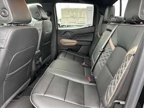 New 2026 GMC Canyon Denali AWD/4WD image 23