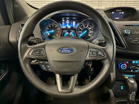 Used 2017 Ford Escape SE image 14