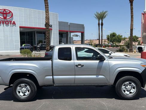 Used 2023 Toyota Tacoma SR AWD/4WD image 10