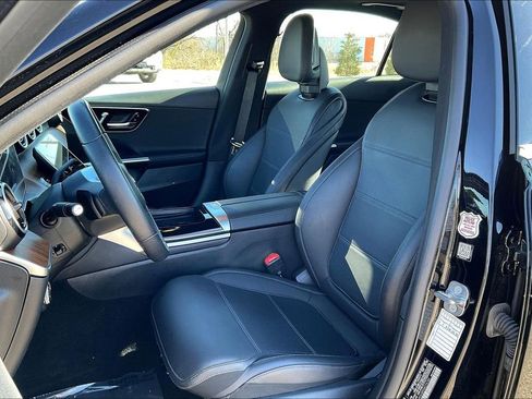 Used 2025 Mercedes-Benz C 300 4MATIC Sedan image 27