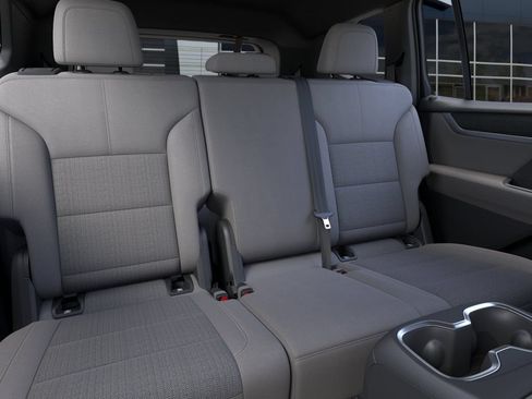 New 2026 GMC Acadia Elevation w/ LPO, Floor Liner Package AWD/4WD image 17