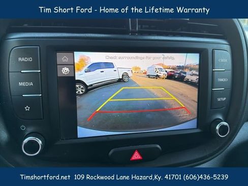 Used 2025 Kia Soul LX w/ LX Technology Package image 11